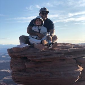 Meet your Posher, Sam